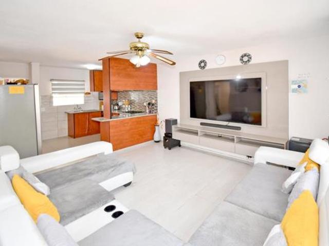 Apartment for sale in Vosloorus, Gauteng