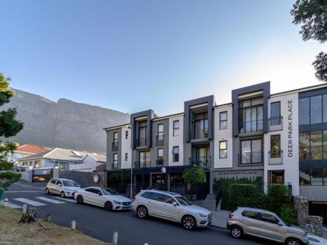 Apartment for sale in Cape Town, Western Cape