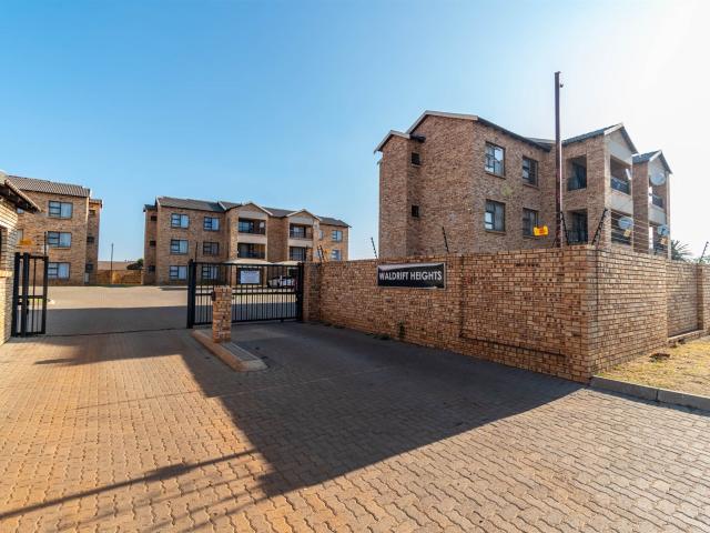 Apartment for sale in Vereeniging, Emfuleni Local Municipality