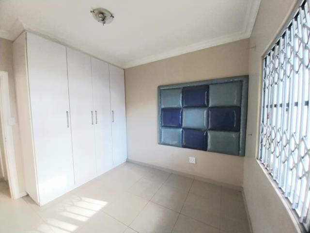 Apartment for sale in Seaview, Kwazulu-natal