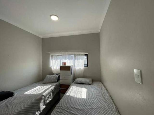 Apartment for rent in Seaview, Kwazulu-natal