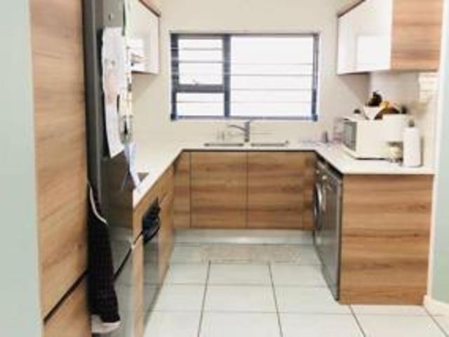 Apartment for sale in Vosloorus, Gauteng