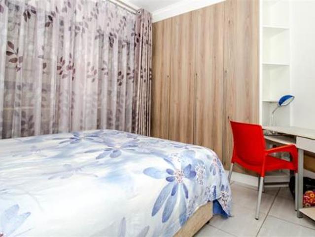Apartment for sale in Vosloorus, Gauteng