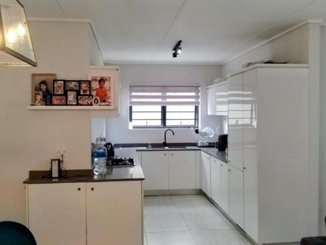 Apartment for sale in Vosloorus, Gauteng
