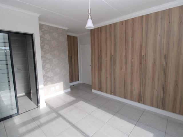 Apartment for sale in Vosloorus, Gauteng