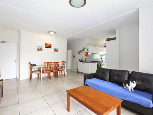 Apartment for sale in Vosloorus, Gauteng