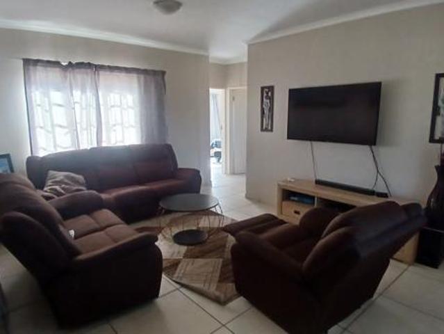 Apartment for sale in Tlhabane, North West