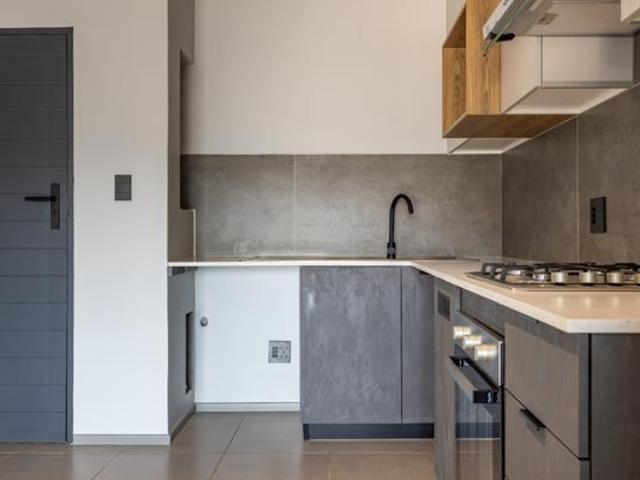 Apartment for rent in Waterkloof, Gauteng