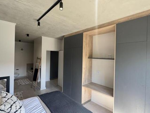 Apartment for rent in Waterkloof, Gauteng