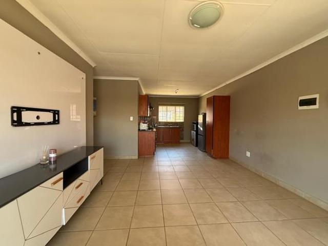 Apartment for sale in Tlhabane, North West