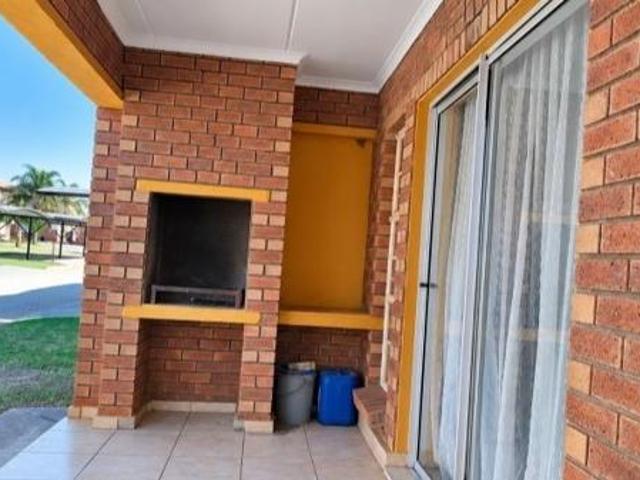 Apartment for sale in Rustenburg Local Municipality, Bojanala Platinum District Municipality