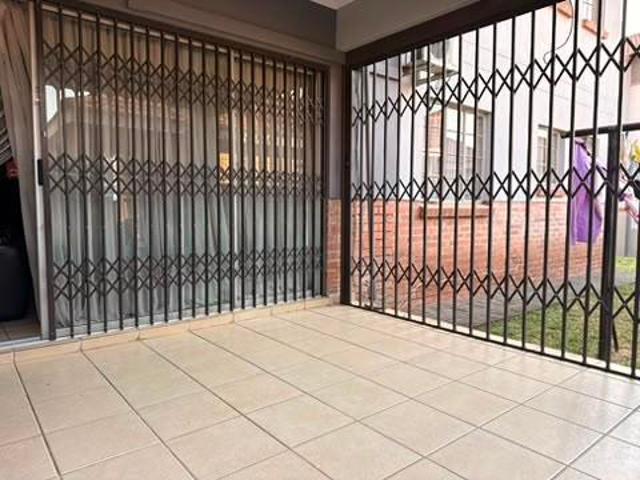 Apartment for sale in Tlhabane, North West