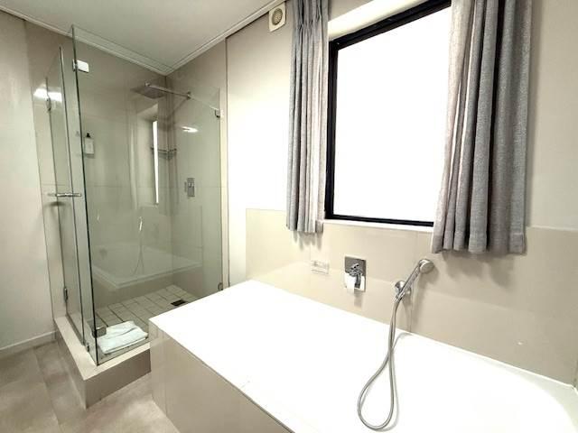 Apartment for sale in Cape Town, Western Cape