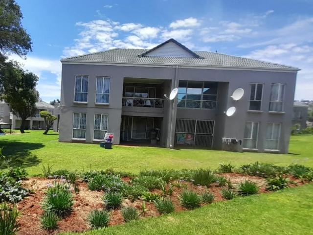 Apartment for sale in Nooitgedacht, Gauteng