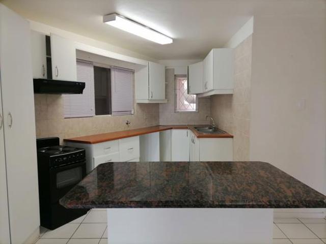 Apartment for rent in Tongaat Beach, Kwazulu-natal