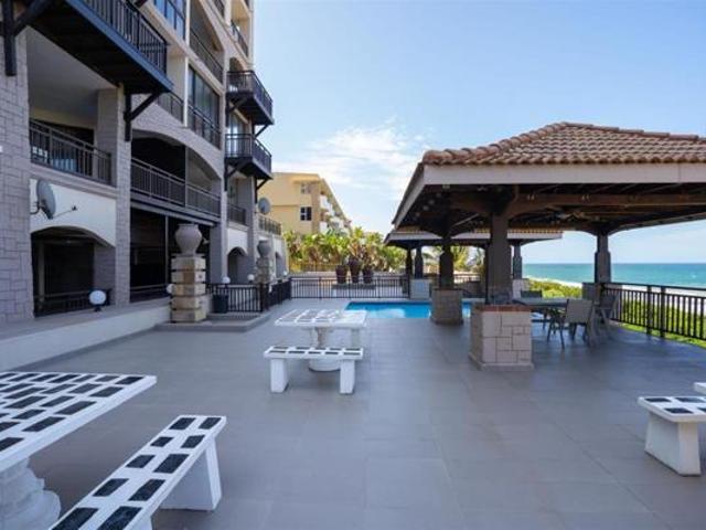 Apartment for sale in Umdloti, Kwazulu-natal