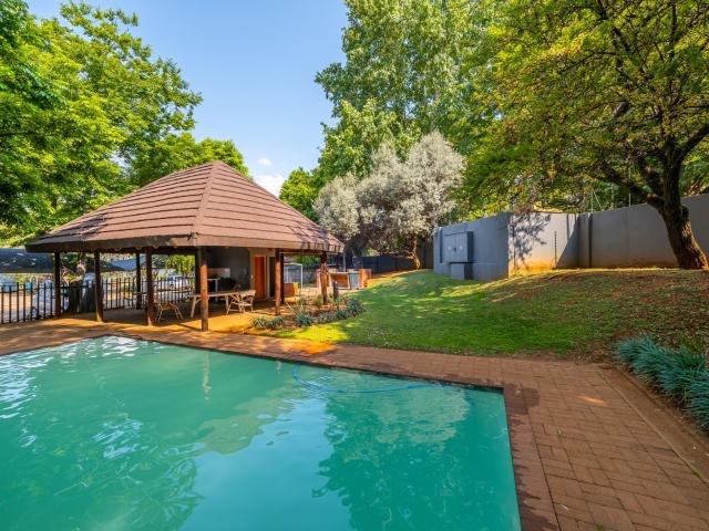 Apartment for sale in Johannesburg, City of Johannesburg Metropolitan Municipality