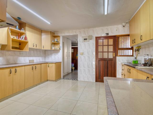 Apartment for sale in Seaview, Kwazulu-natal