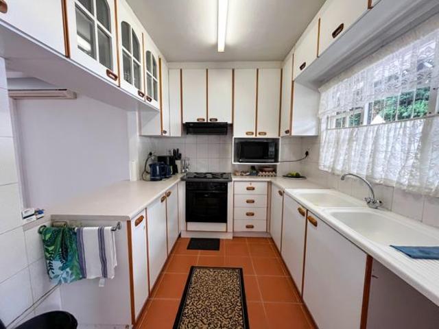 Apartment for rent in Seaview, Kwazulu-natal