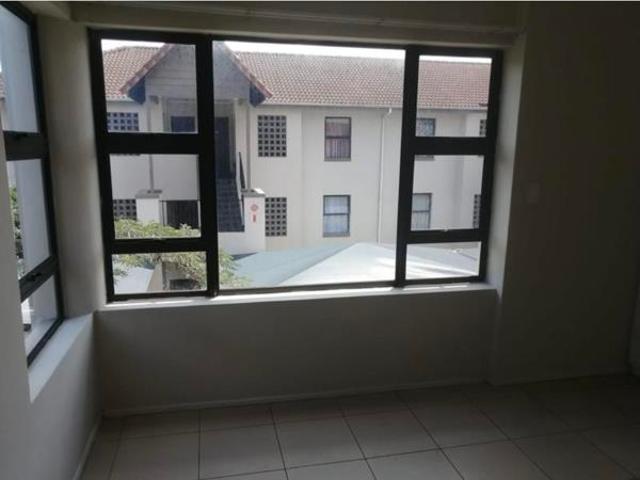 Apartment for rent in Seaview, Kwazulu-natal