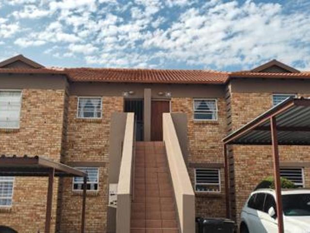 Apartment for sale in West Rand Garden estates, Westonaria Local Municipality
