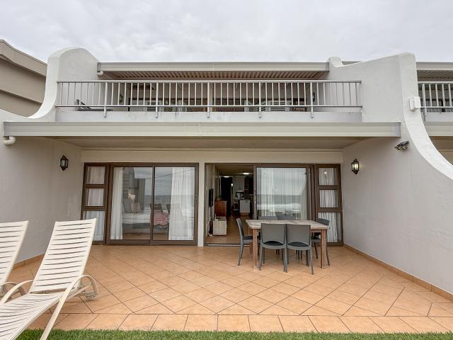 Apartment for sale in Princess Grant, Kwazulu-natal