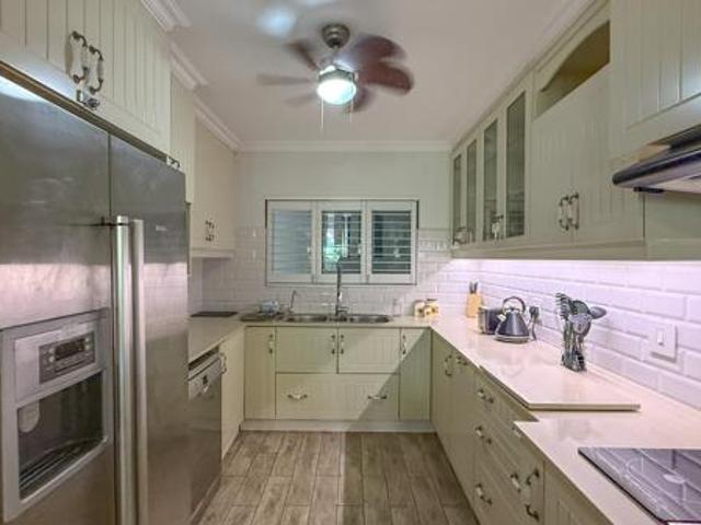 Apartment for sale in Princess Grant, Kwazulu-natal