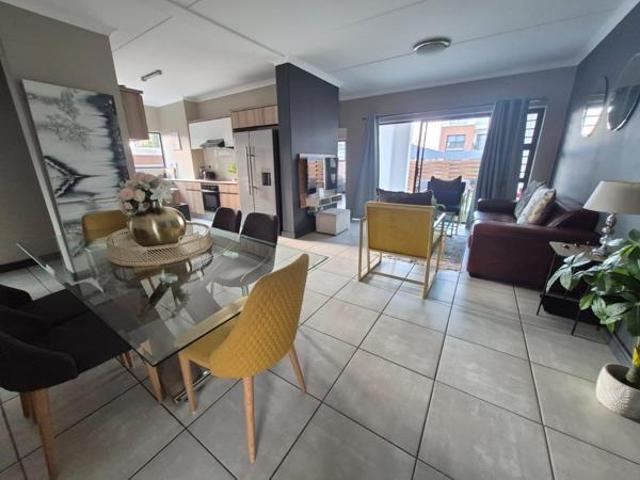 Apartment for rent in Waterkloof, Gauteng