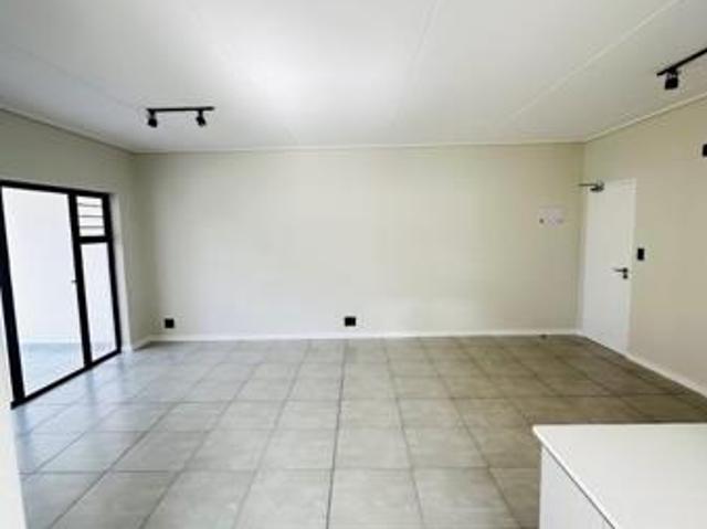 Apartment for rent in Waterkloof, Gauteng