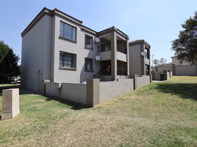 Apartment for rent in Roodepoort, City of Johannesburg Metropolitan Municipality