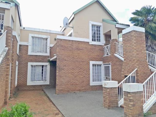 Apartment for sale in Bloemfontein, Mangaung Metropolitan Municipality