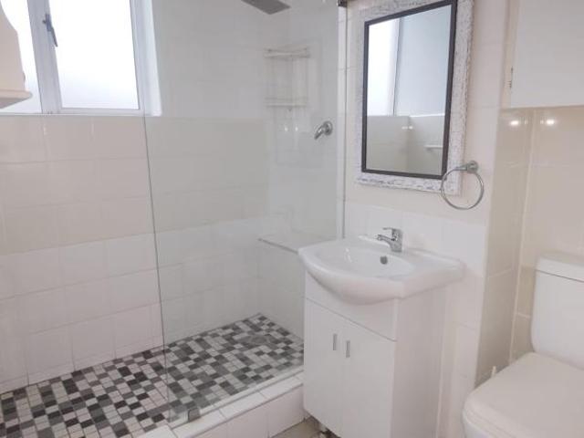 Apartment for rent in Seaview, Kwazulu-natal