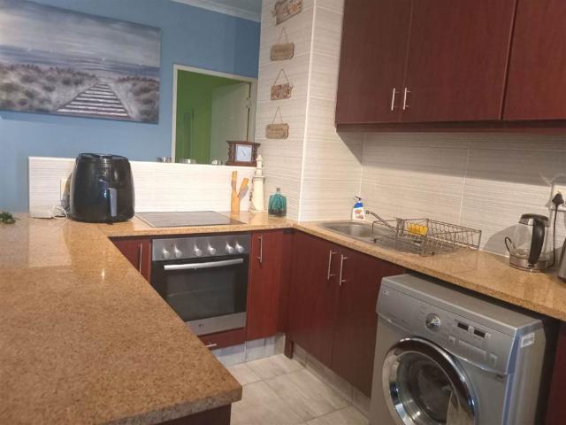 Apartment for sale in Seaview, Kwazulu-natal
