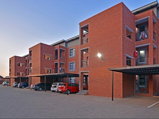 Apartment for sale in Nooitgedacht, Gauteng