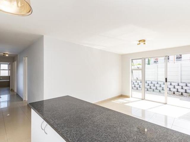 Apartment for sale in Cape Town, Western Cape