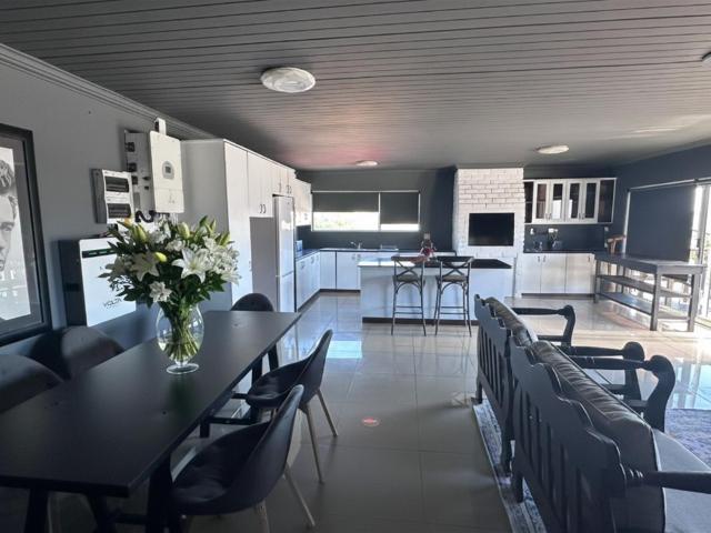 Apartment for rent in West Coast, Riebeeck Valley