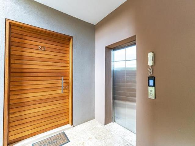 Apartment for sale in Princess Grant, Kwazulu-natal