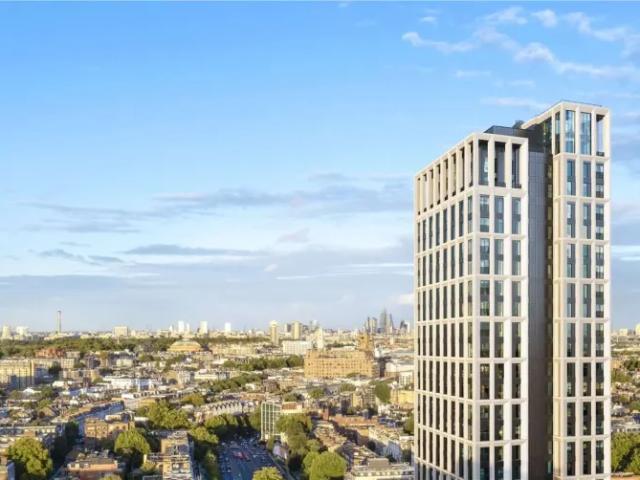 Apartment for sale in Earl's Court, Greater London