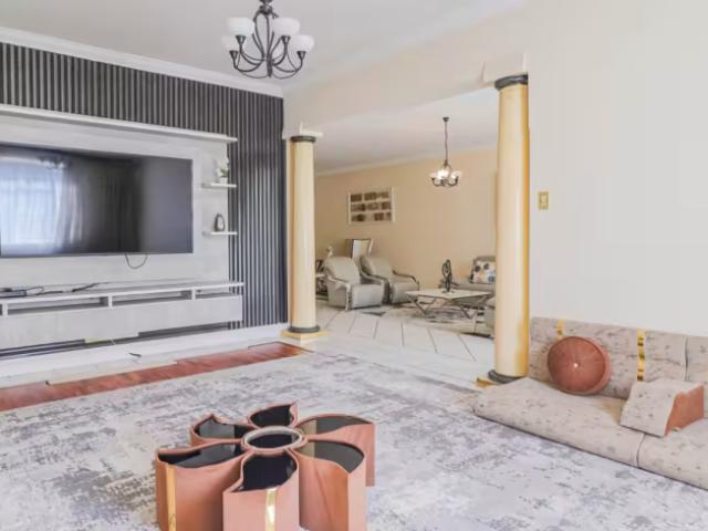 Apartment for sale in Killarney, Johannesburg