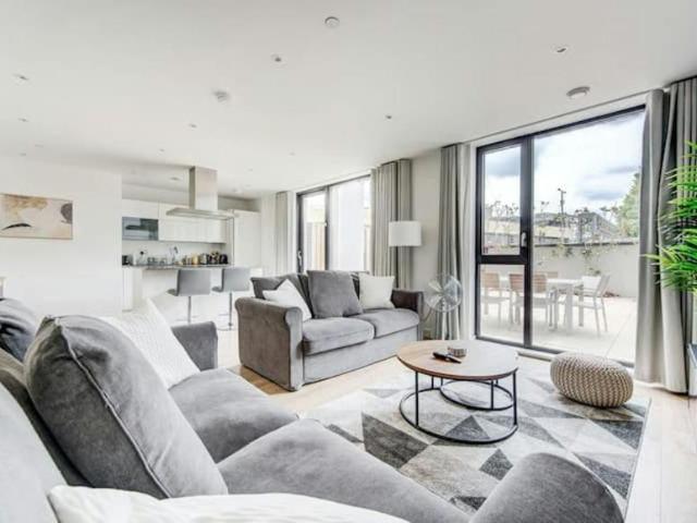 Apartment for rent in Stratford Marsh, Greater London
