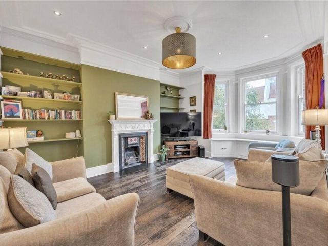 Apartment for sale in City of London, Greater London