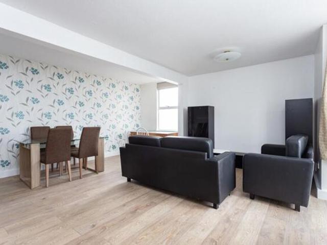 Apartment for rent in Clapham Junction, Greater London