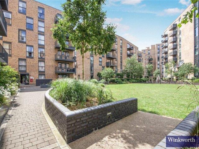 Apartment for sale in London Borough of Harrow, Greater London