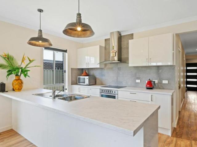 Apartment for sale in Redgum Rise, Mansfield