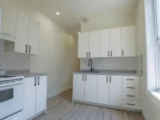 Apartment for rent in St. Leonard's, Quebec