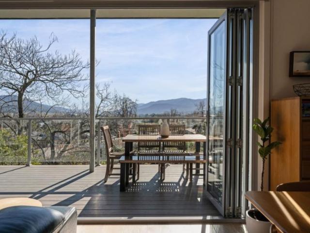 Apartment for sale in Victoria