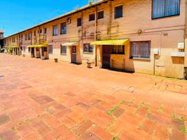 Apartment for sale in Seaview, Kwazulu-natal
