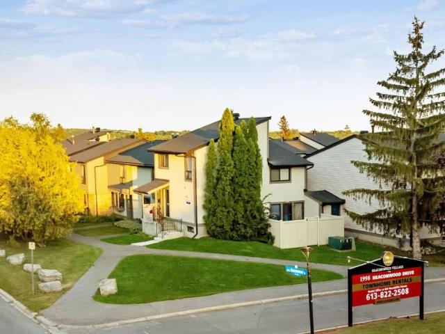 Apartment for rent in Mulhurst Bay, Ontario