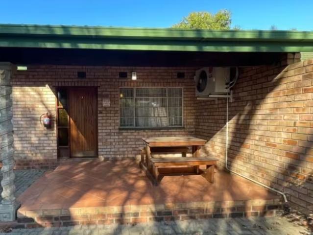 Apartment for rent in Phalaborwa, Ba-Phalaborwa Local Municipality