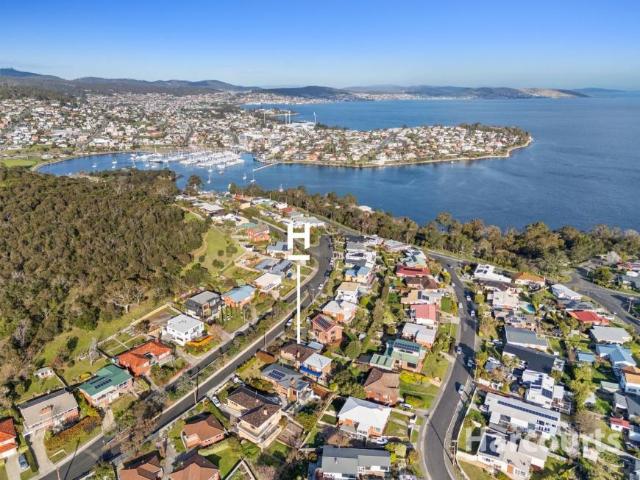 Apartment for sale in Rosny, Hobart